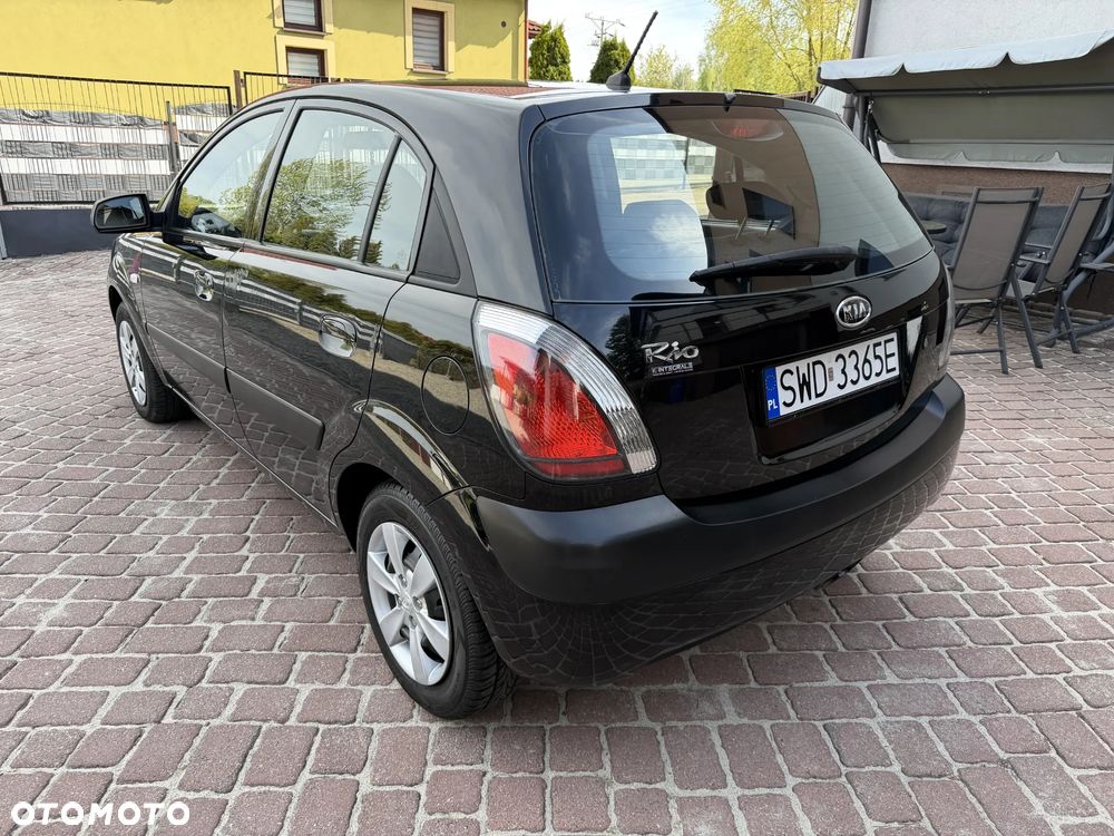 Kia Rio 1.4 Vision - 5