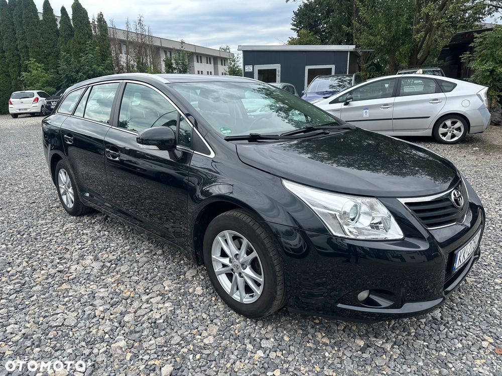 Toyota Avensis 1.8 Sol plus NAVI MS - 5