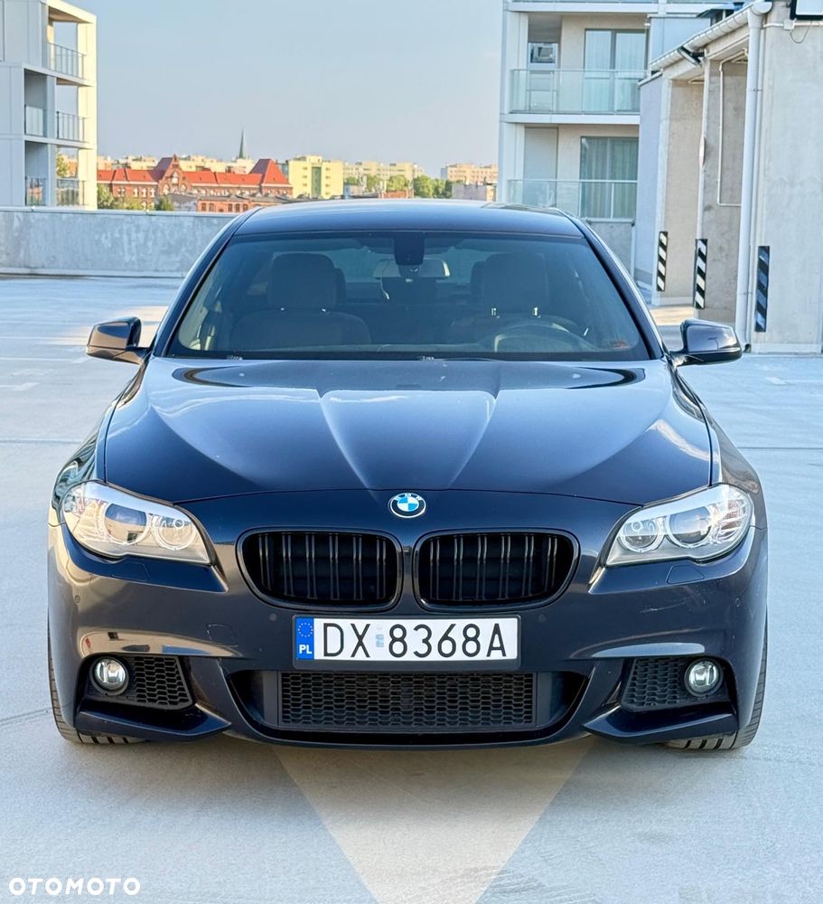 BMW Seria 5 520i Luxury Line - 1