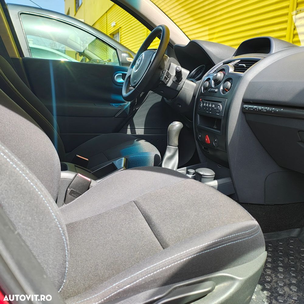 Renault Megane - 5