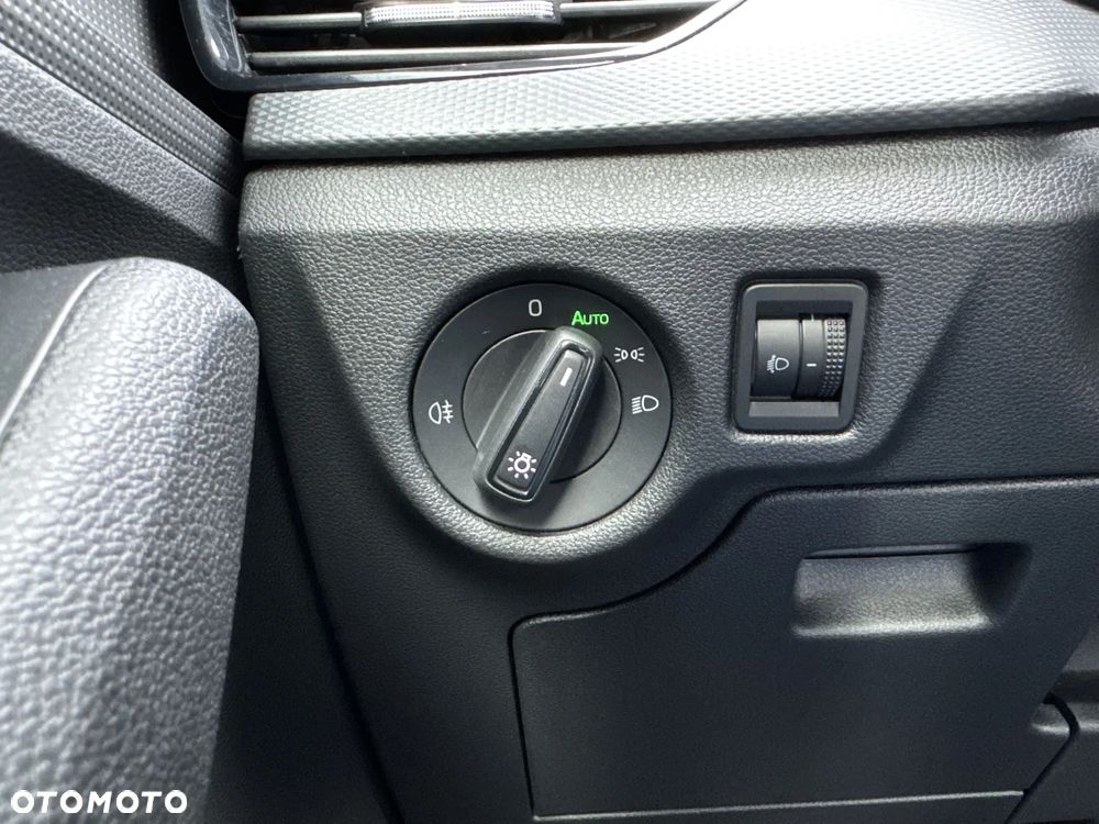 Skoda Kamiq 1.5 TSI Ambition - 26