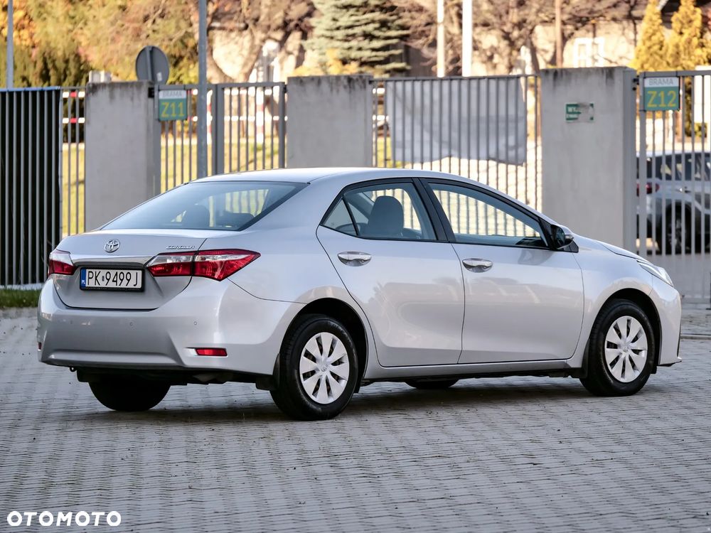 Toyota Corolla - 6