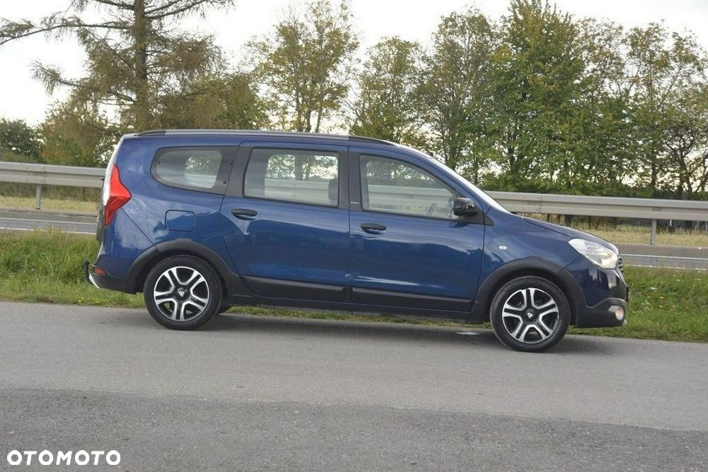 Dacia Lodgy SCe 100 Stepway - 11