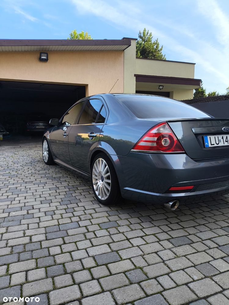 Ford Mondeo 3.0 V6 ST 220 - 7