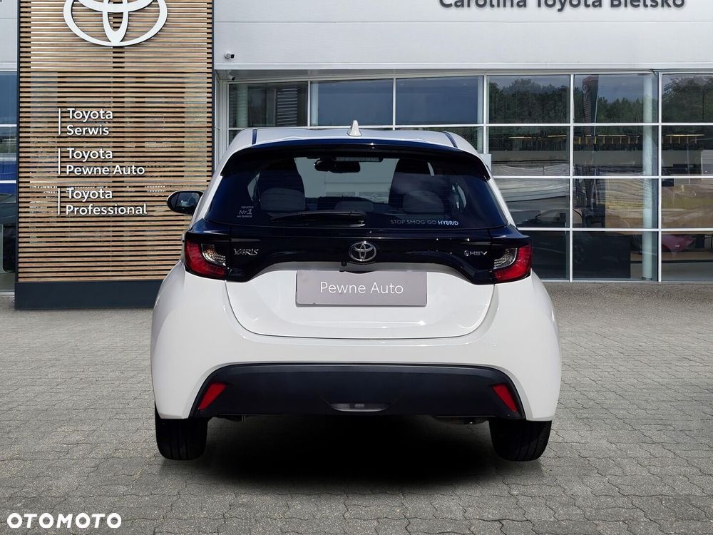 Toyota Yaris - 5