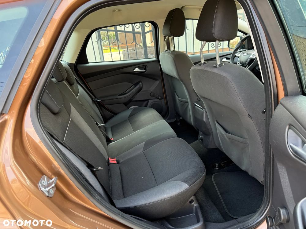 Ford Focus 1.6 TDCi ECOnetic 88g Start-Stopp-System Trend - 35