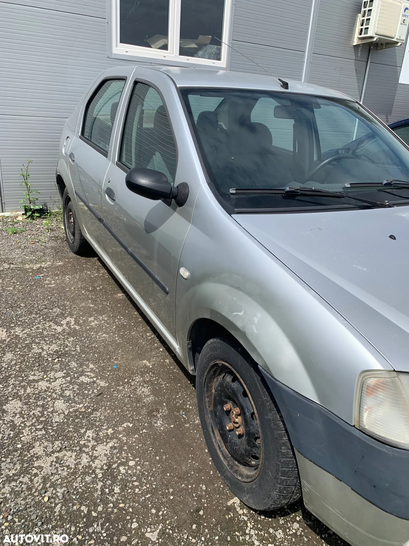 Dacia Logan 1.4 MPI Laureate - 19
