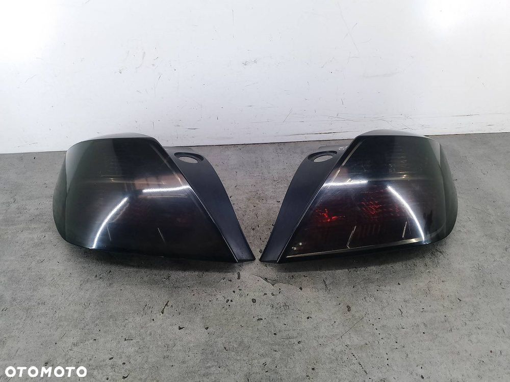 LAMPY TYŁ KOMPLET OPEL ASTRA H 24451834  13252443  008748-02  008748  HELLA - 1