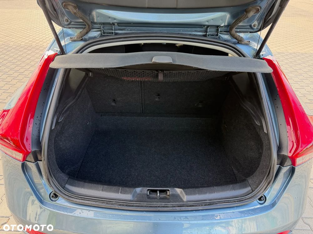 Volvo V40 D2 Kinetic - 7