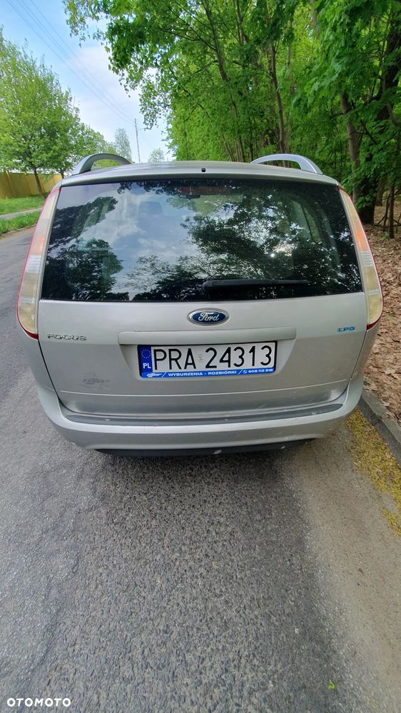 Ford Focus 2.0 Trend + - 4