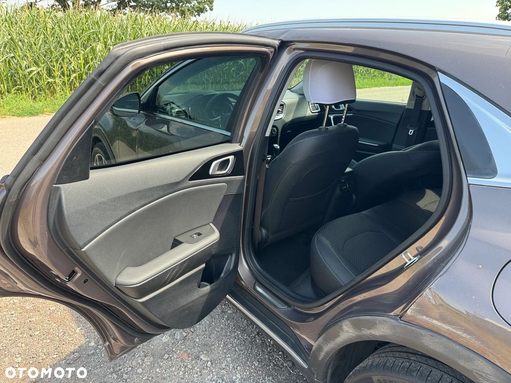 Kia XCeed 1.4 T-GDI L - 22