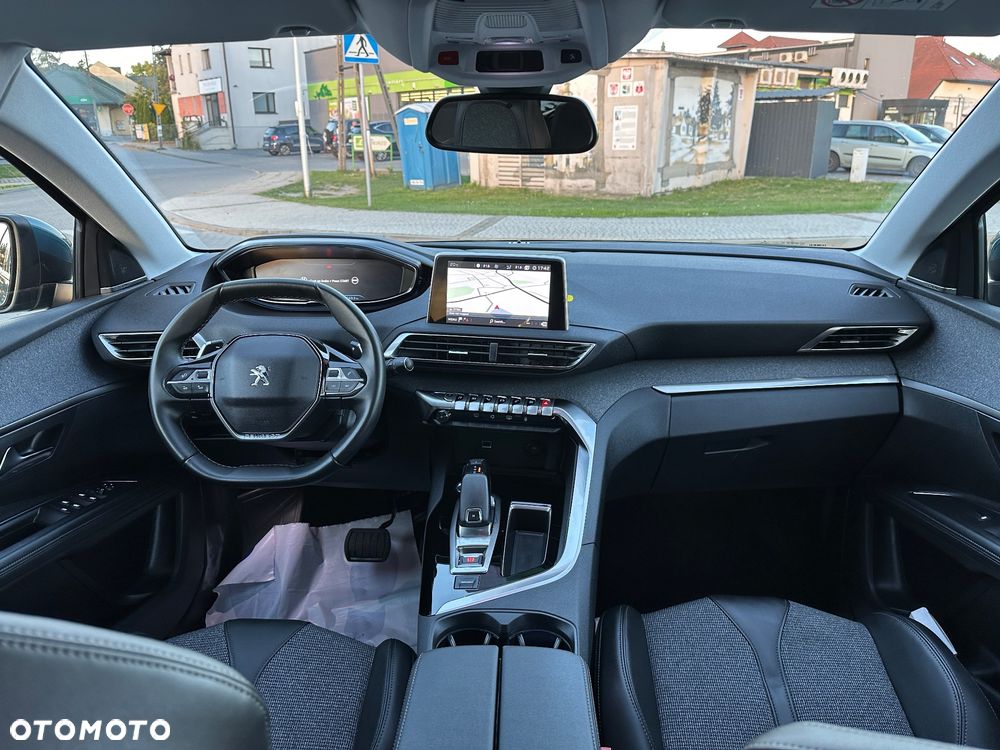 Peugeot 5008 - 19