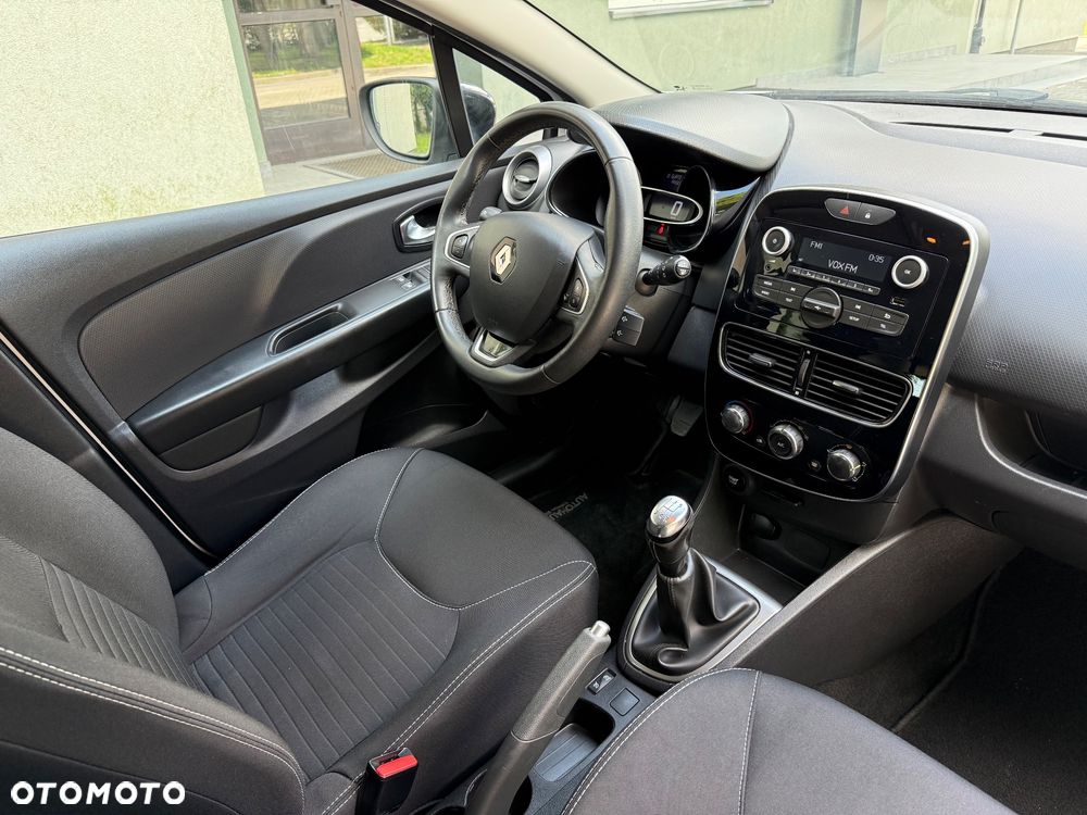 Renault Clio 1.2 16V 75 LIMITED - 5