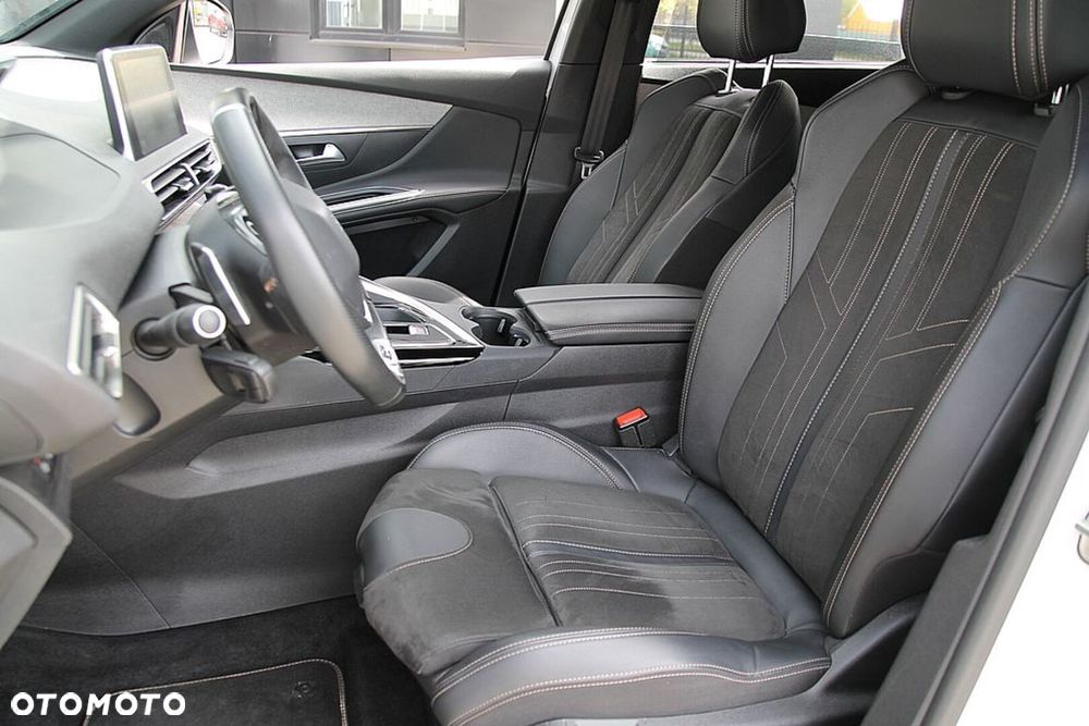 Peugeot 5008 - 25