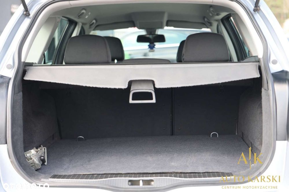 Opel Astra - 16