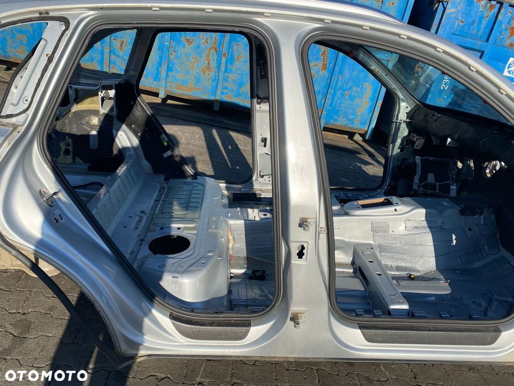 PRÓG PRAWY SŁUPEK ĆWIARTKA AUDI Q5 8R I - 2