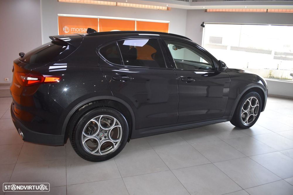 Alfa Romeo Stelvio 2.2 D Super AT8 Q4 - 13