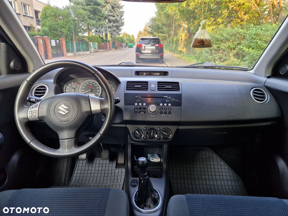 Suzuki Swift 1.3 GLX / Comfort - 13