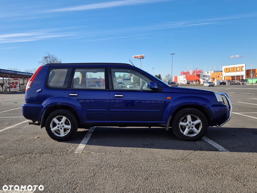 Nissan X-Trail - 4