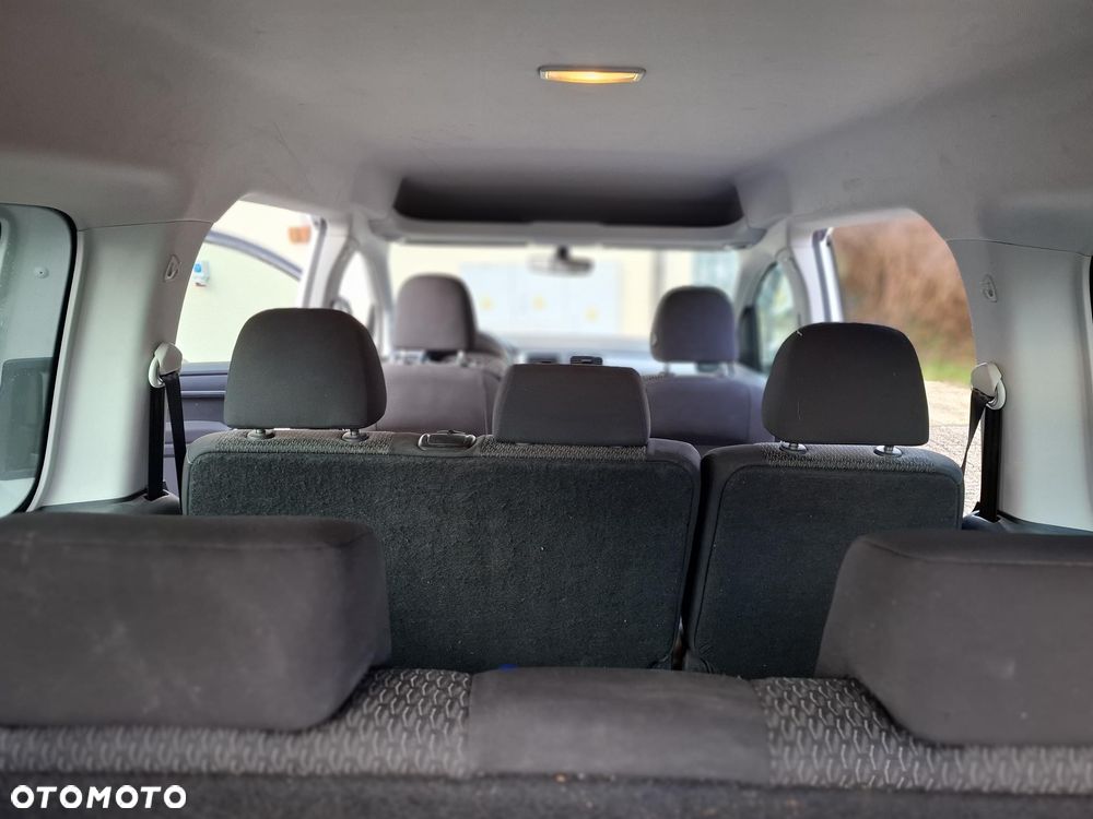 Volkswagen Caddy Maxi 2.0 TDI Trendline 4Motion DSG - 18