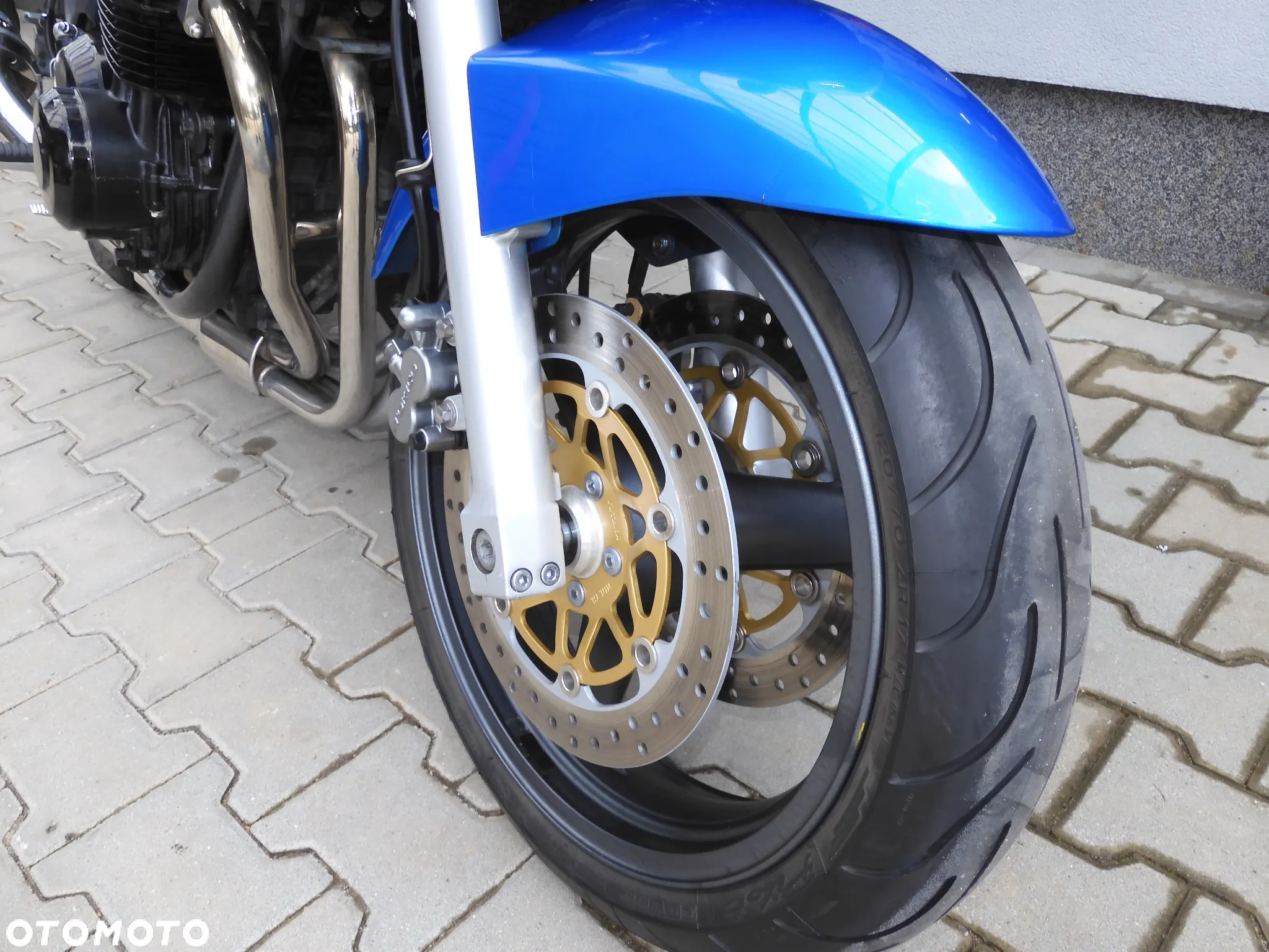 Kawasaki ZR - 4