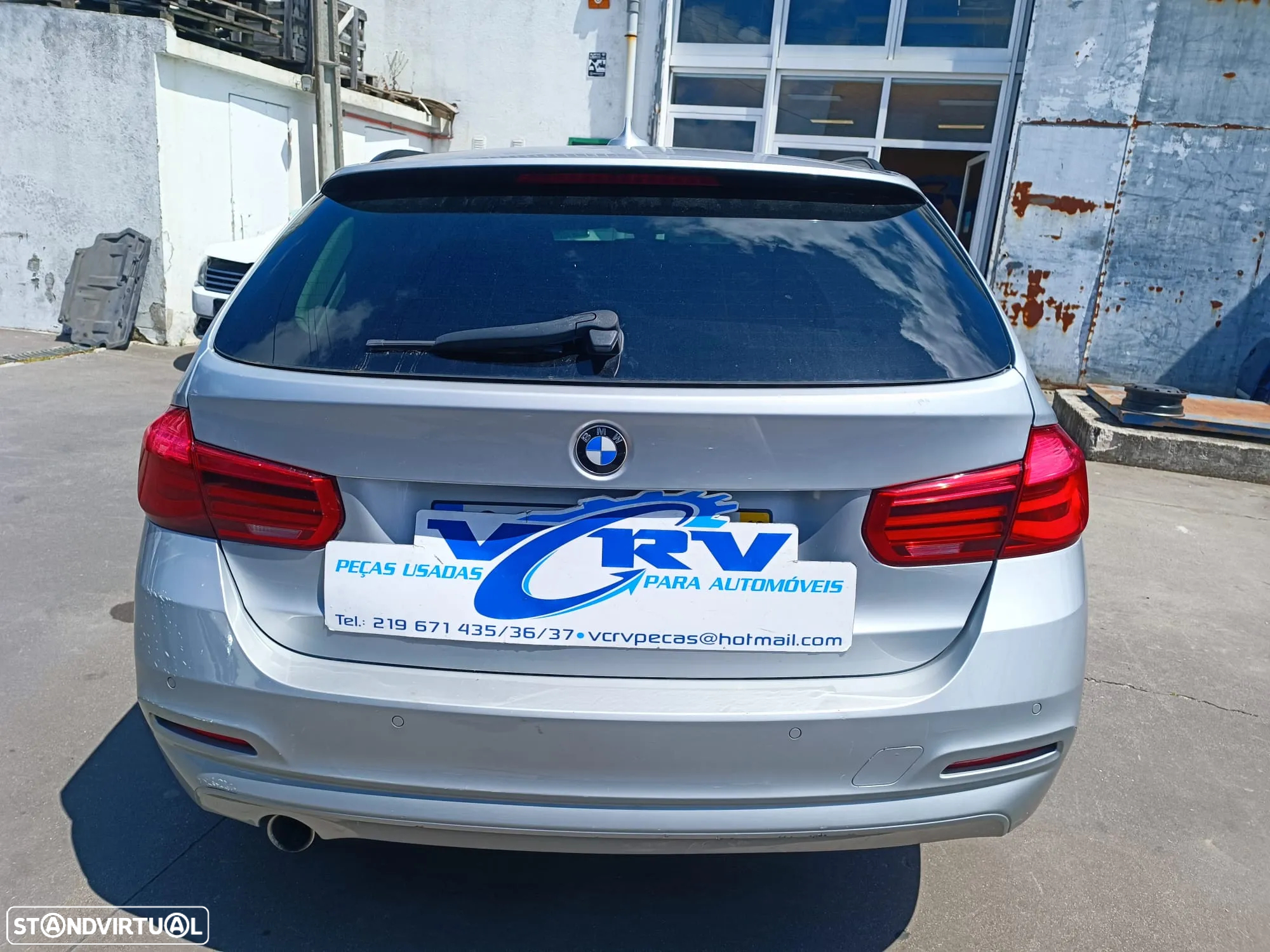 BMW 318d F31 -Viatura para peças - 3