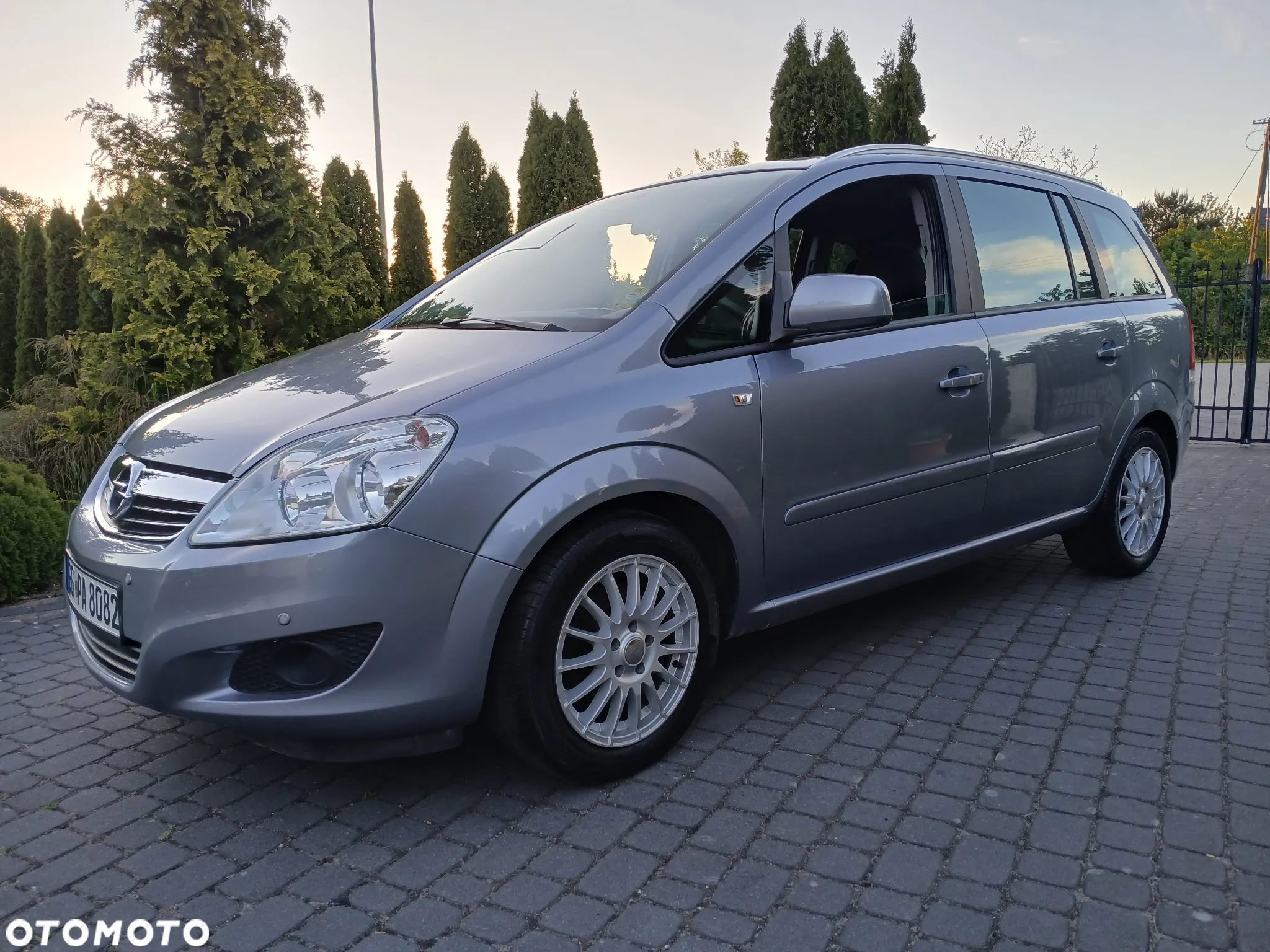 Opel Zafira 1.8 Sport - 5