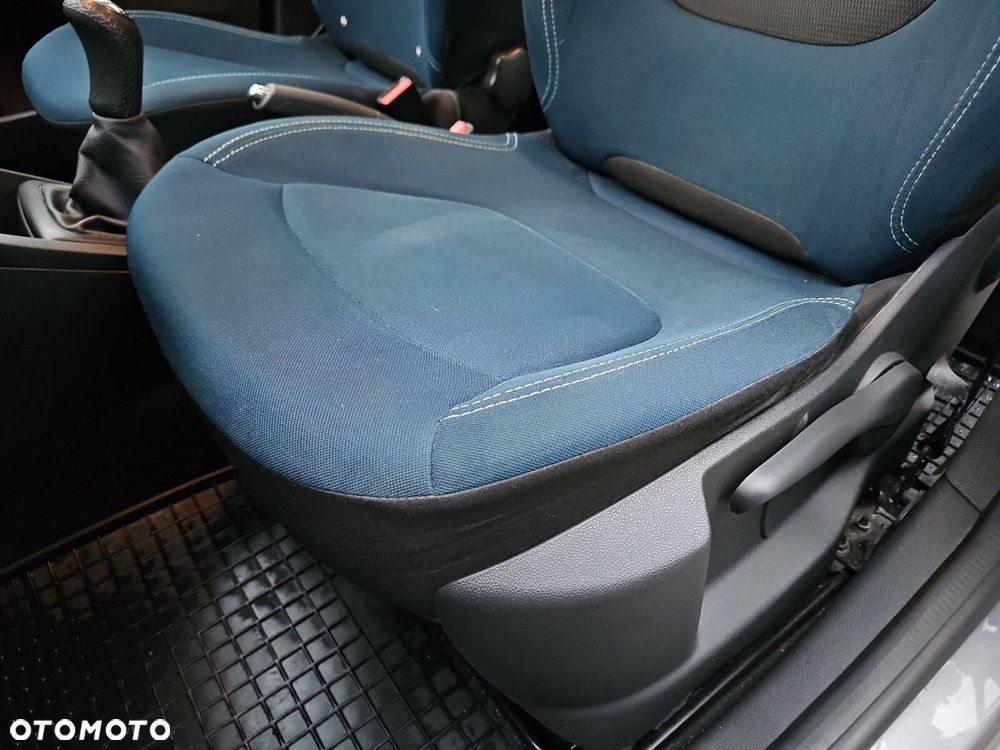 Renault Captur - 23