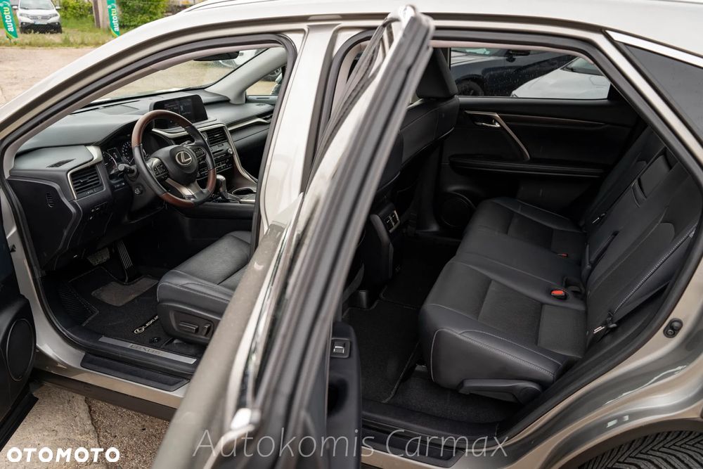 Lexus RX - 26