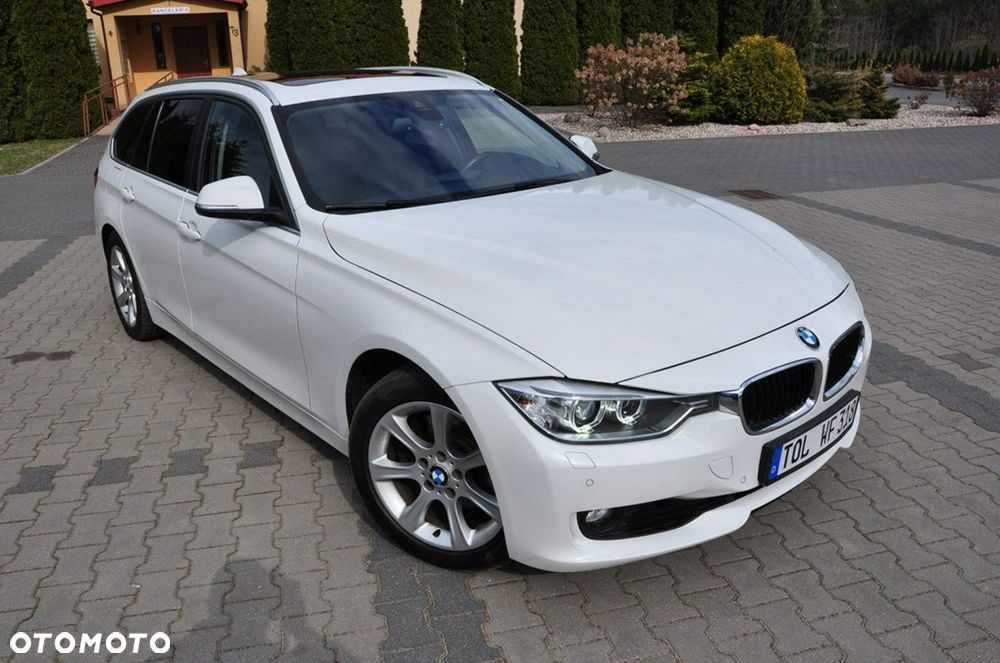 BMW Seria 3 330d xDrive Blue Performance Luxury Line - 12