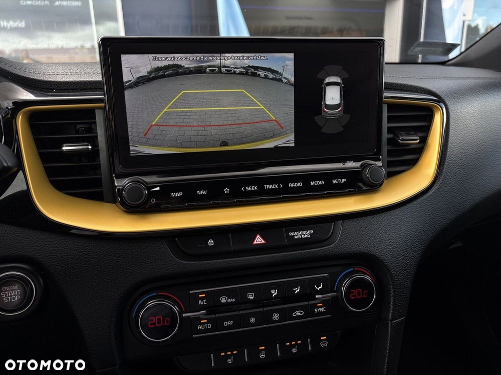 Kia XCeed - 26