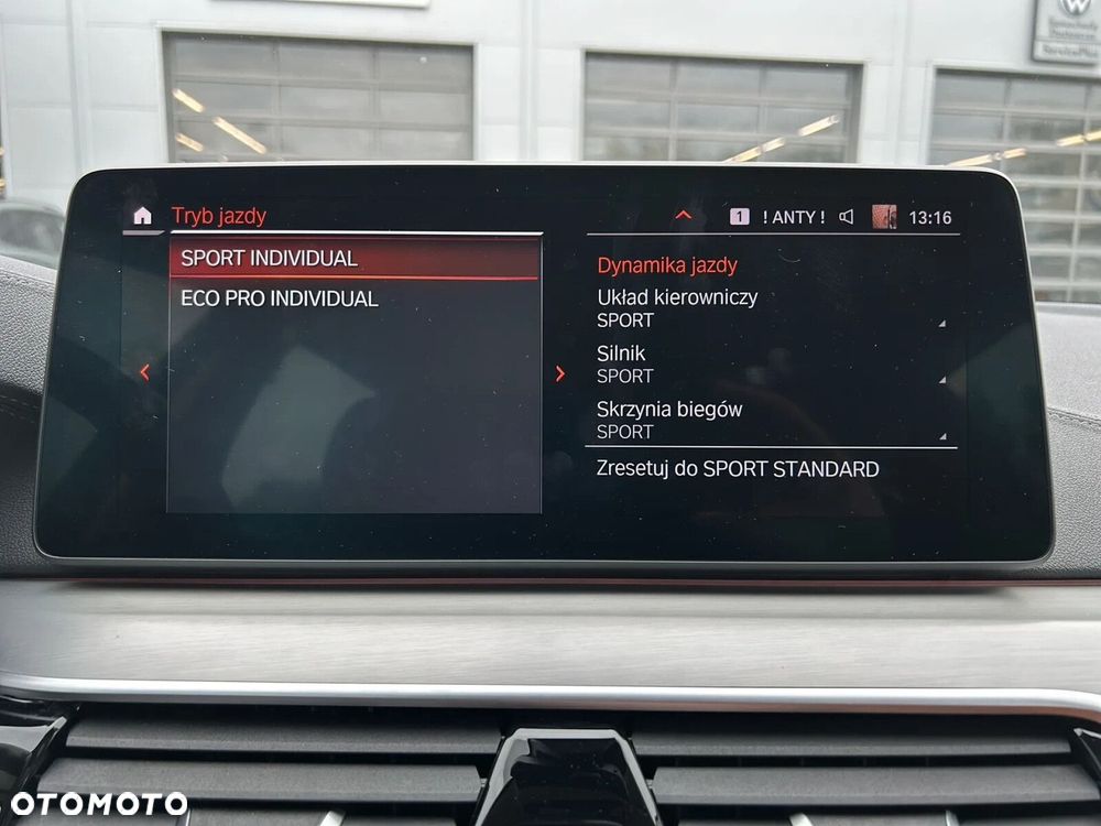 BMW Seria 5 520i mHEV Luxury Line sport - 38