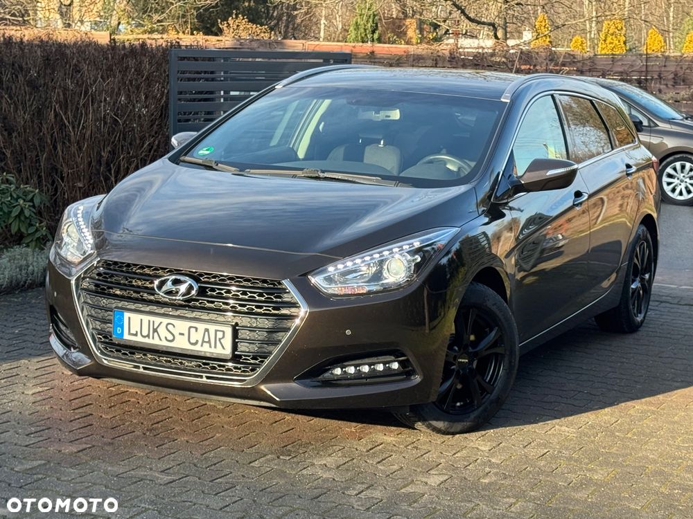 Hyundai i40 Kombi blue 1.6 Space - 37