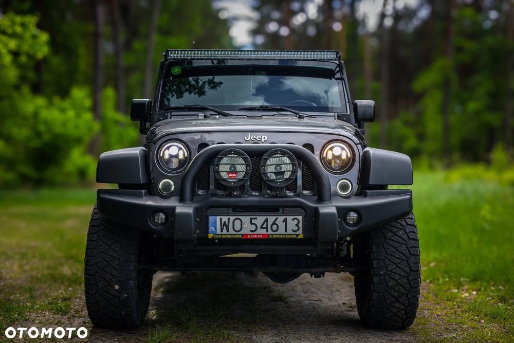 Jeep Wrangler - 6
