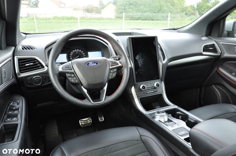 Ford Edge - 11