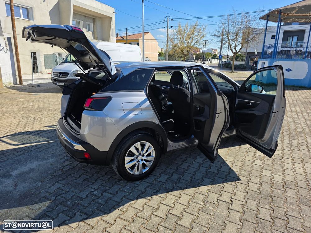 Peugeot 3008 PureTech 130 Stop & Start GPF Active - 4