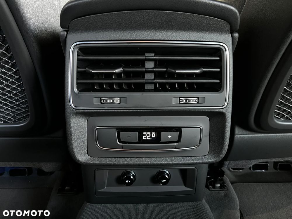 Audi Q8 TFSI e PHEV 290 kW Quattro Tiptronic - 34