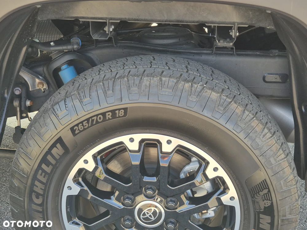 Toyota Tundra - 20