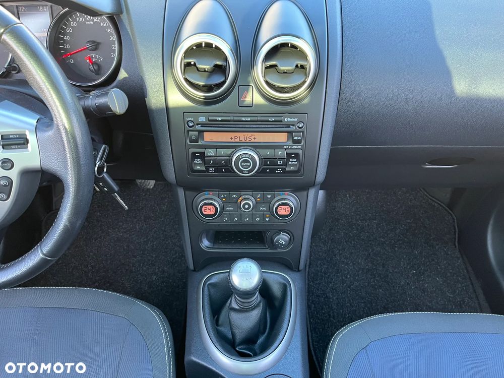 Nissan Qashqai+2 - 20