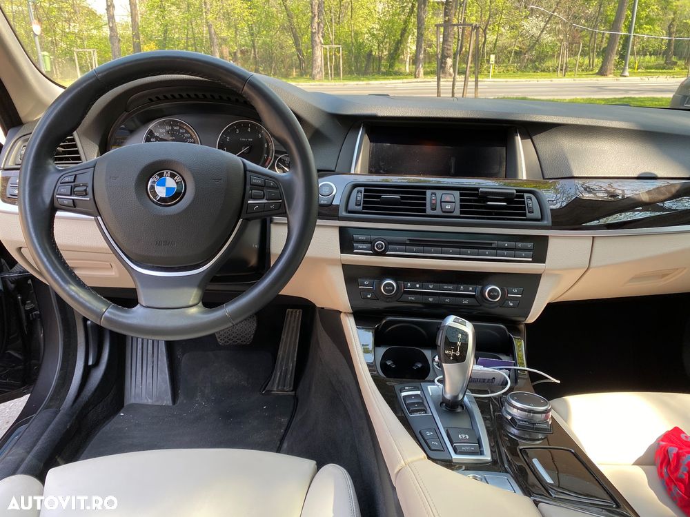 BMW Seria 5 535i xDrive Touring Aut. Luxury Line - 4