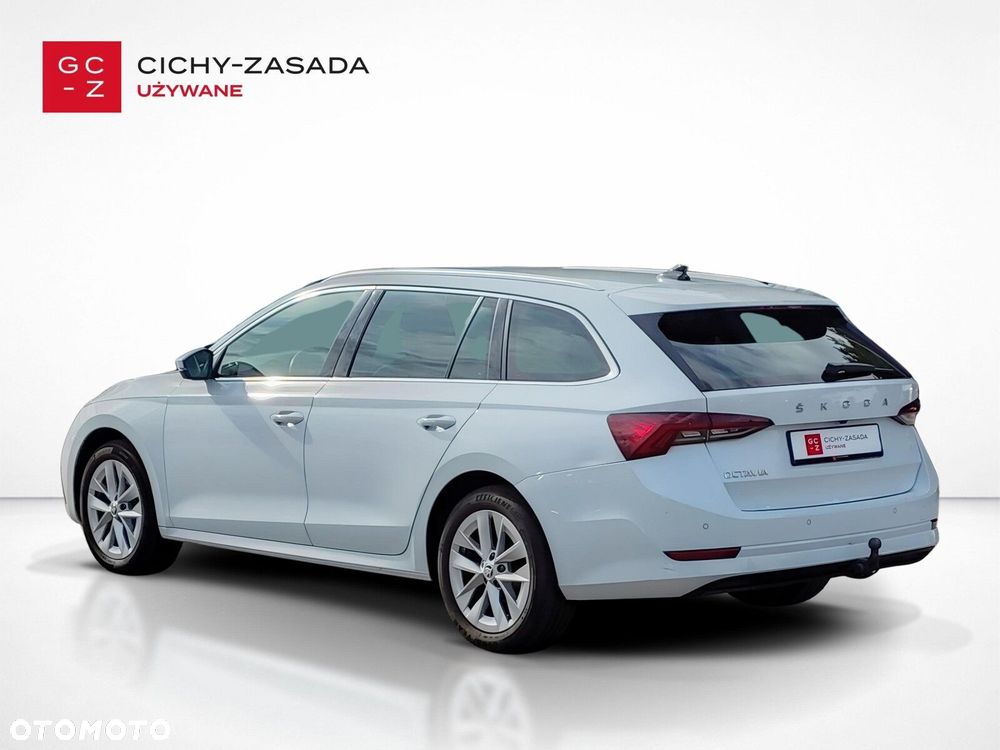 Skoda Octavia 2024 photo 3