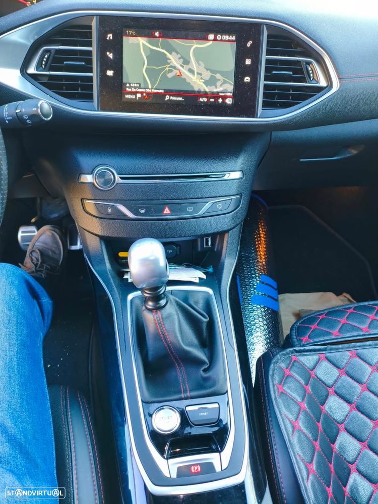 Peugeot 308 SW - 9