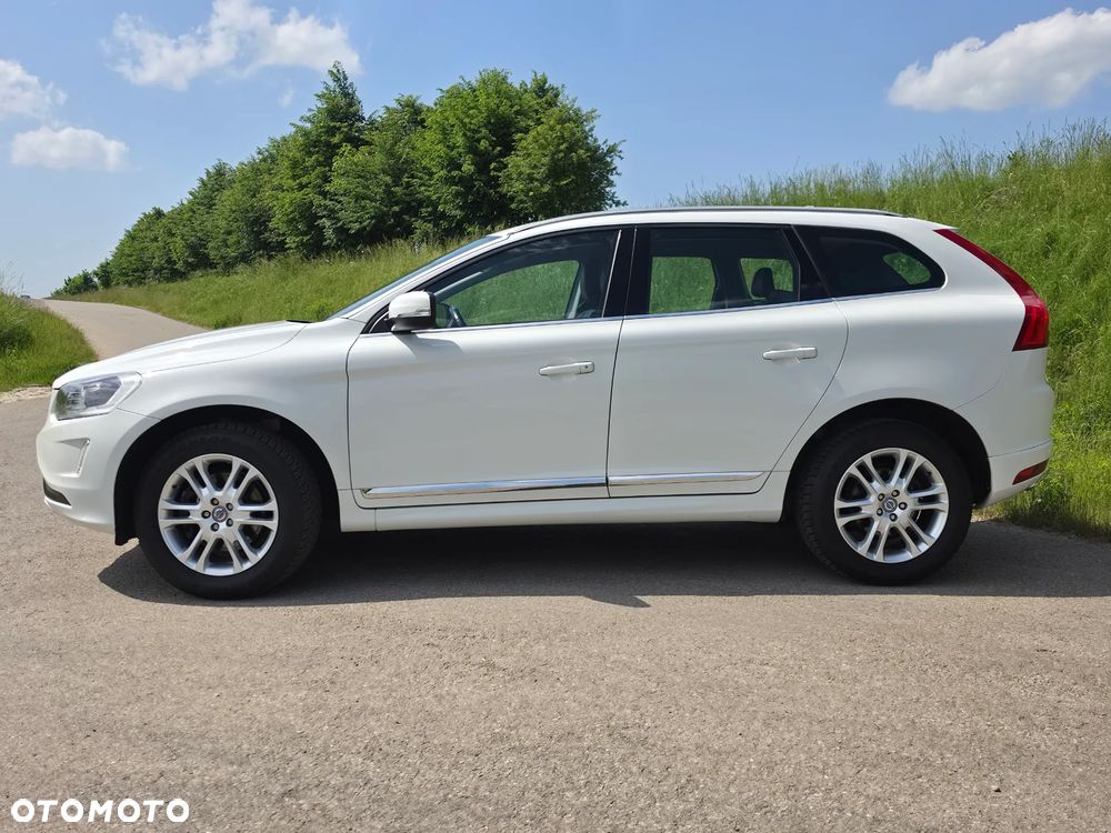 Volvo XC 60 D4 Geartronic Momentum - 9