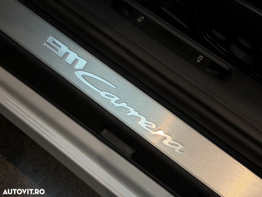 Porsche 911 Carrera PDK - 22