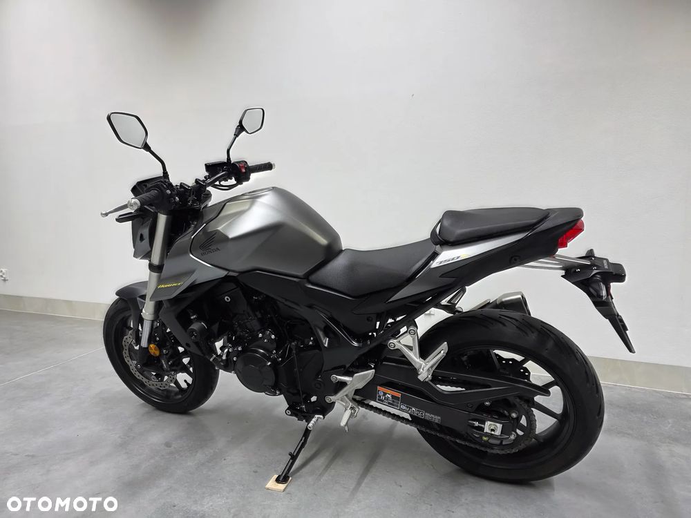 Honda Hornet - 8