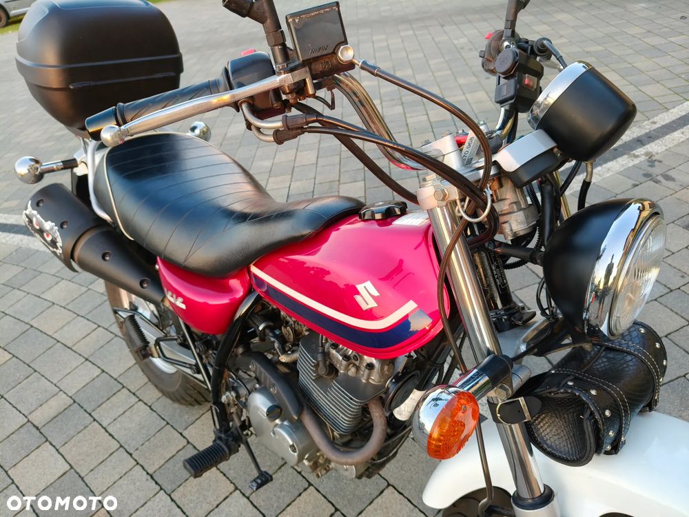 Suzuki RV - 7