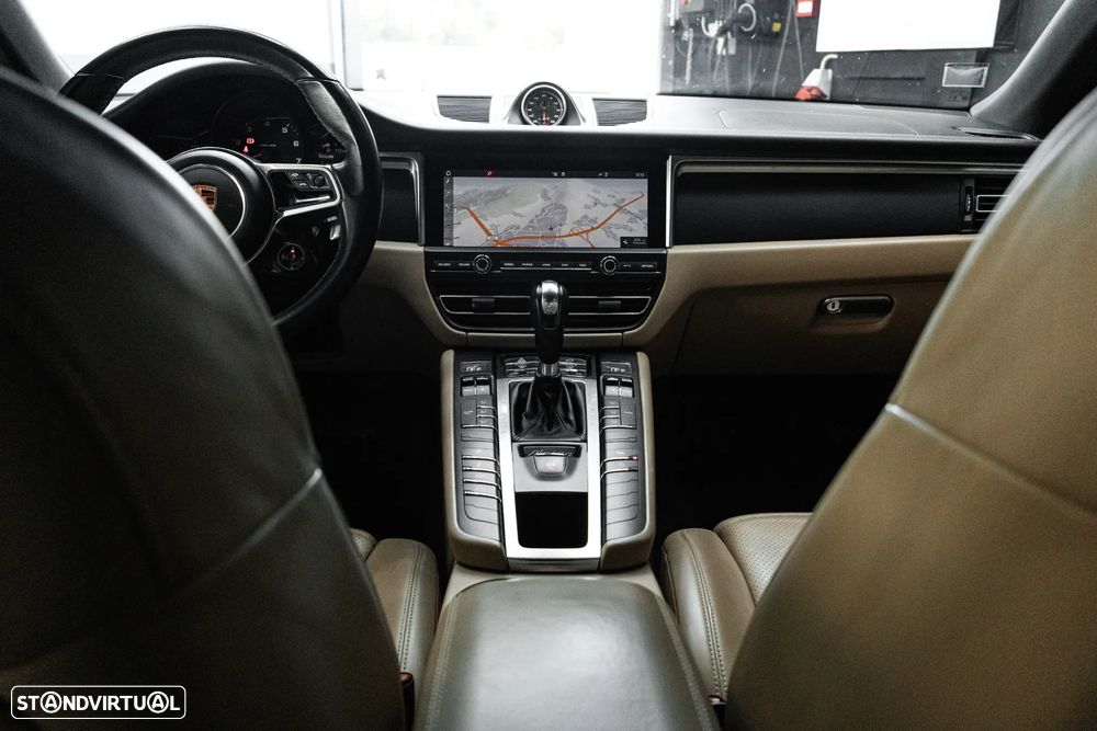 Porsche Macan Standard - 15