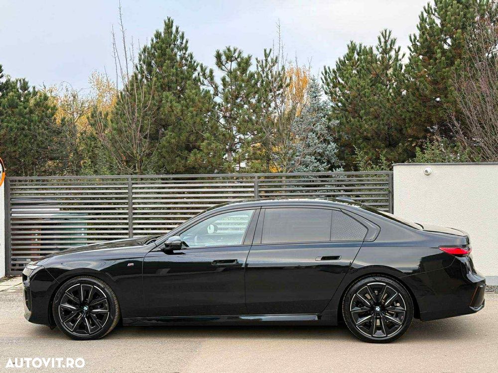BMW Seria 7 730d xDrive MHEV - 5