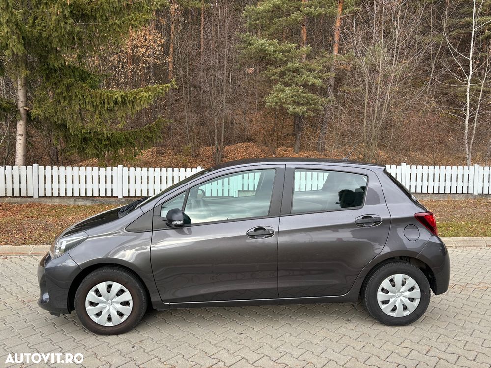 Toyota Yaris - 4