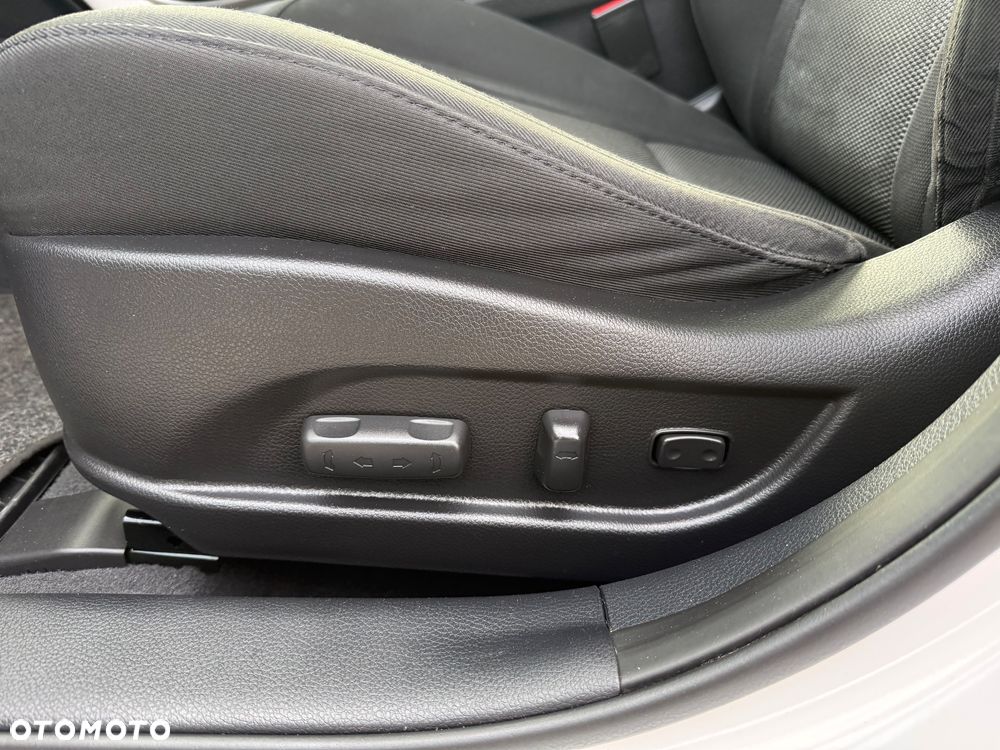 Hyundai i40 Kombi 1.7 CRDi Premium - 20